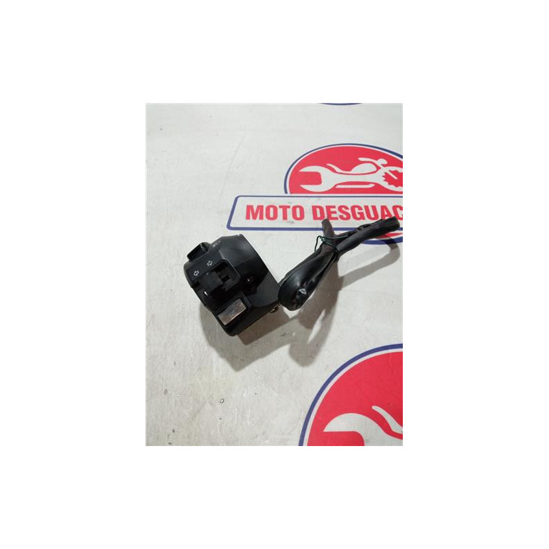 Piña luces izquierda APRILIA RS 50