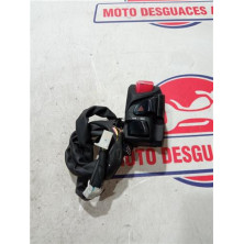 Piña luces derecha YAMAHA X MAX 300i