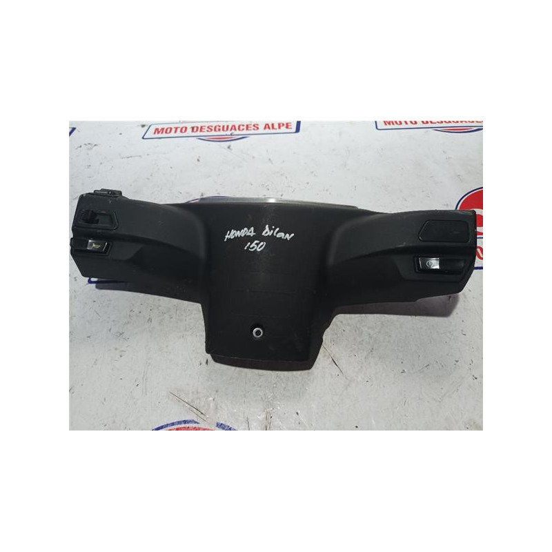 Carenado superior Honda Dylan 150 - T5 Carenado superior Honda Dylan 150 - T5