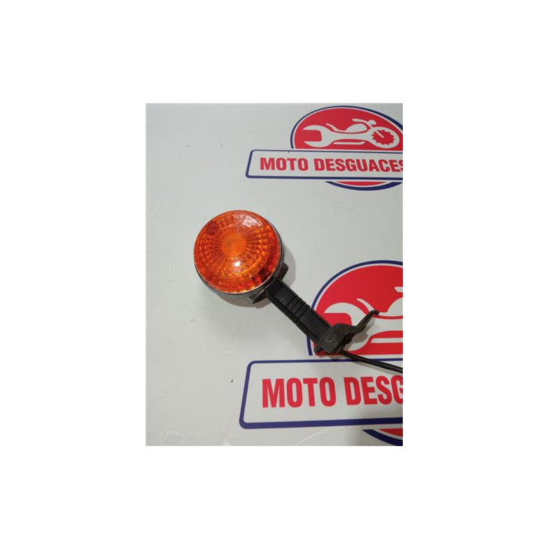 Intermitente trasero izquierdo YAMAHA SR250 special