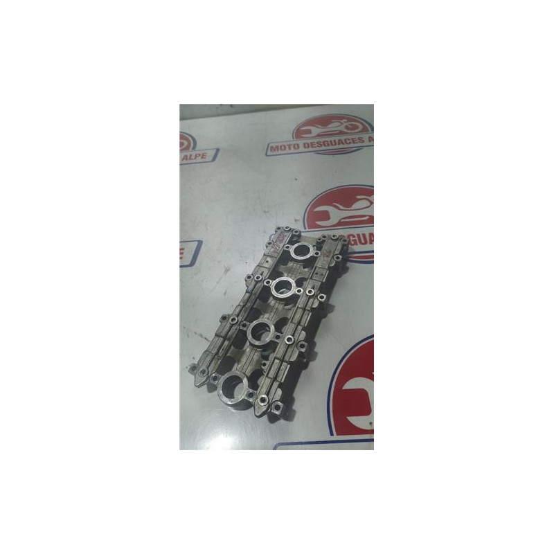 Tapa balancines de motor YAMAHA YZF R6 1998-2002