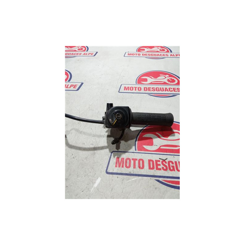 Piña luces derecha YAMAHA xc 125