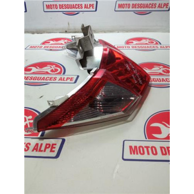 Piloto trasero SYM joymax 300