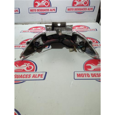 Piloto trasero SYM joymax 300