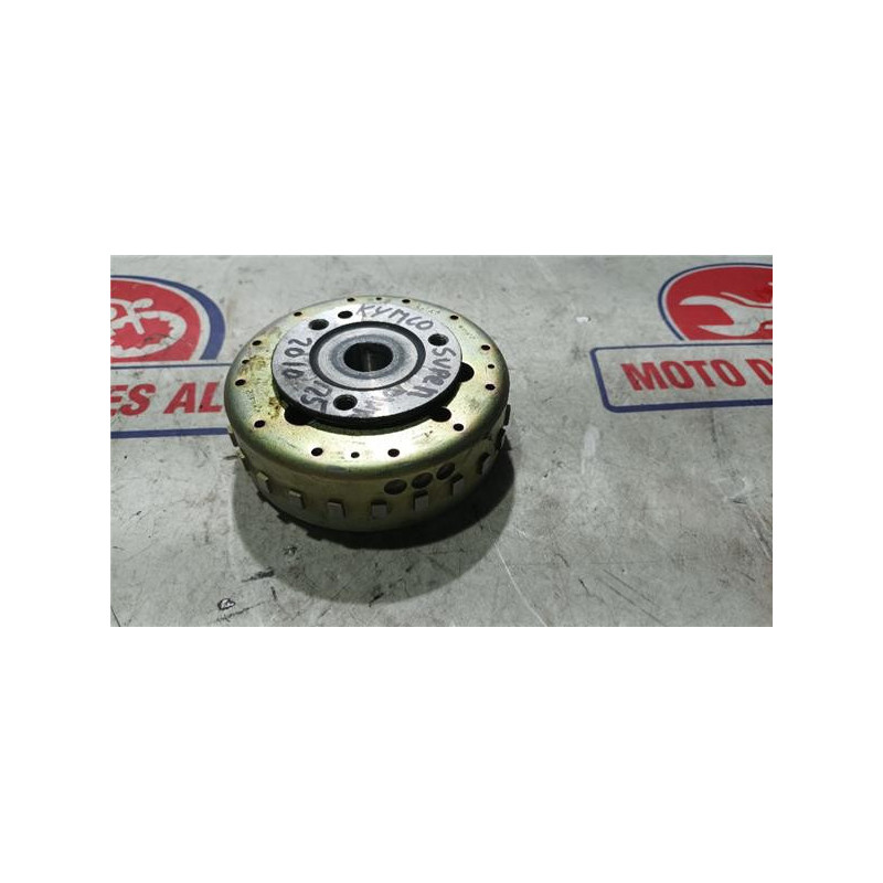 Volante magnetico KYMCO super dink 125