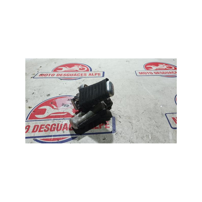 Estribera delantera derecha YAMAHA Virago535