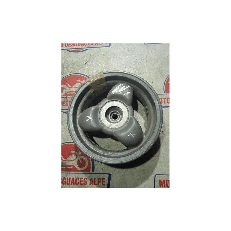 Rueda trasera PEUGEOT TREKKER 49