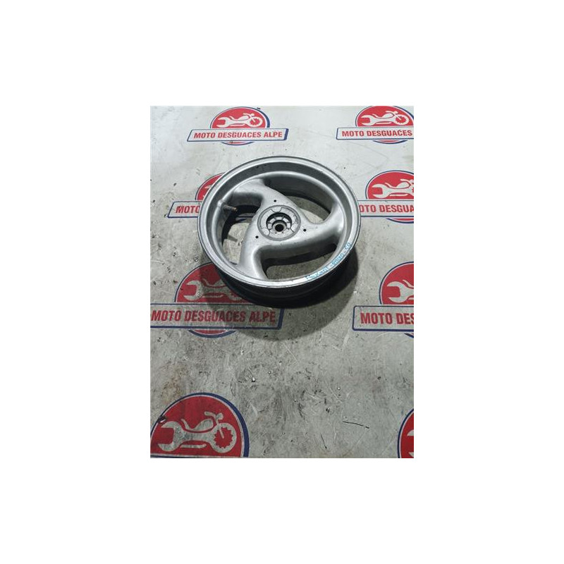 Rueda trasera PEUGEOT elyseo 50
