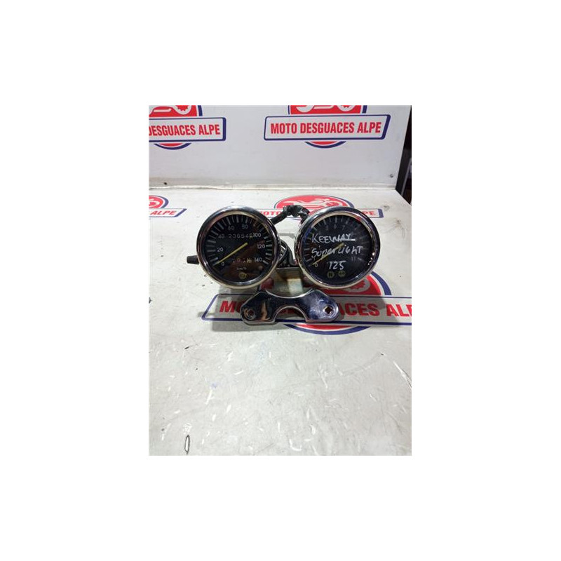 Cuadro cuentakilometros keeway superlight 125 - Desguace de piezas para motos Cuadro cuentakilometros keeway superlight 125 - Desguace de piezas para motos