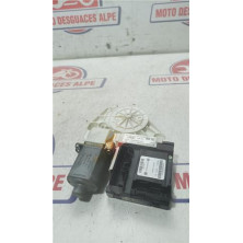 Motor elevalunas del. izquierdo Audi A3 8P105.2003...