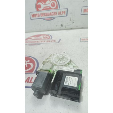 Motor elevalunas del. izquierdo Audi A3 8P105.2003...