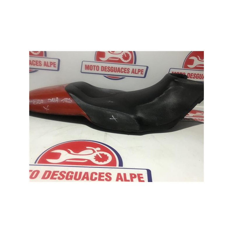 Asiento Gilera DNA12502 - Recambios para motos