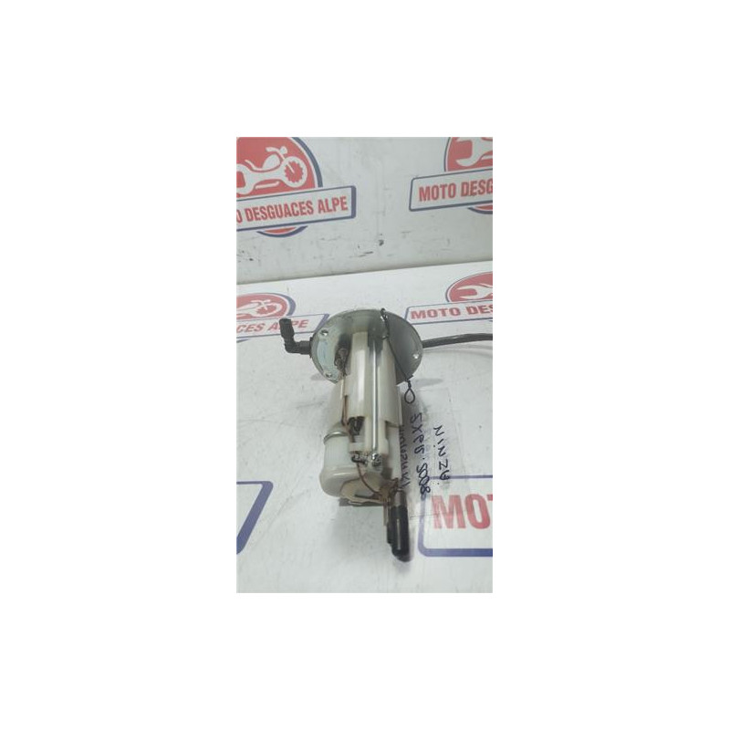 Bomba de gasolina para Kawasaki ZX 6R - 2011 al mejor precio Bomba de gasolina para Kawasaki ZX 6R - 2011 al mejor precio