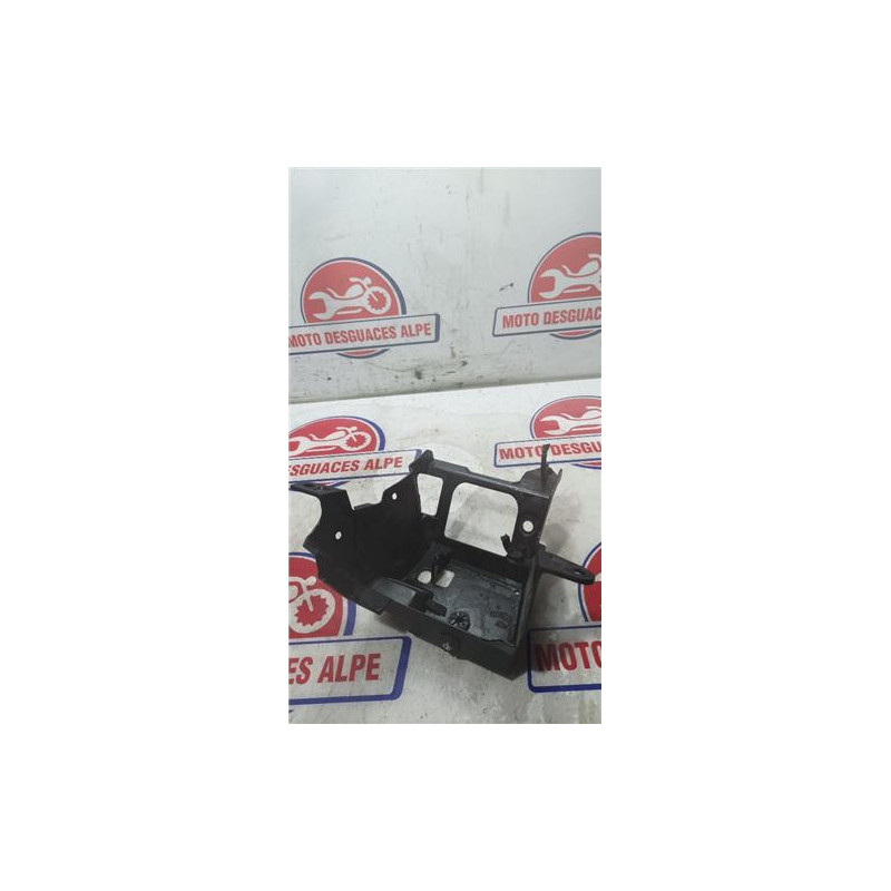 Caja bateria HONDA CB 750 HORNET 2023