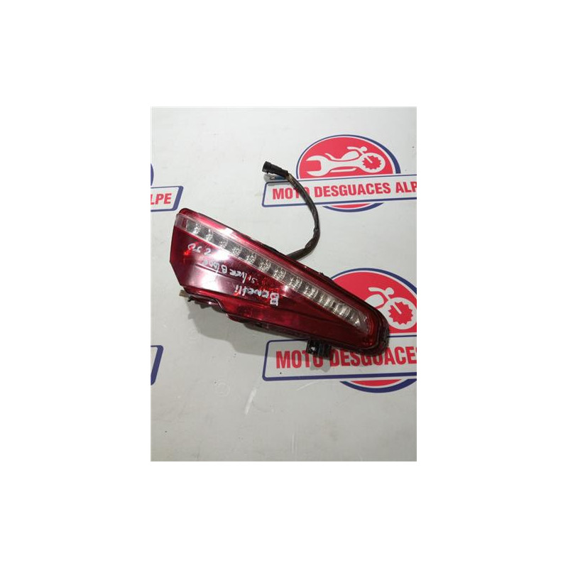 Intermitente trasero derecho BENELLI silverblade 250