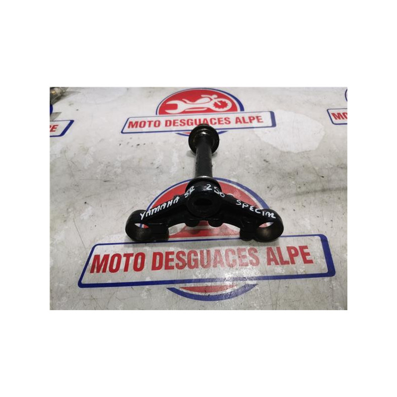 Tija inferior YAMAHA SR250 special