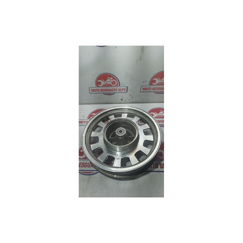 Rueda trasera Keeway Superlight 125 - Piezas de desguace de alta calidad Rueda trasera Keeway Superlight 125 - Piezas de desguace de alta calidad