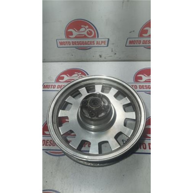 Rueda trasera Keeway Superlight 125 - Piezas de desguace de alta calidad