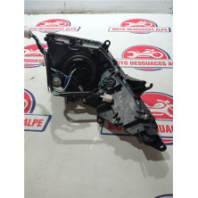 Faro derecho SYM joymax 300