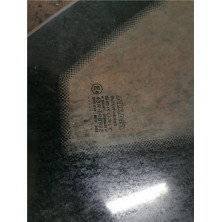 Luna puerta tra. izda. Aixam A.721