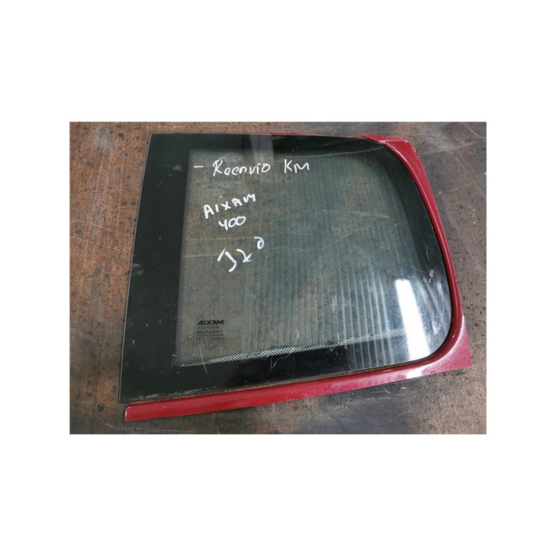 Luna puerta tra. izda. Aixam 400