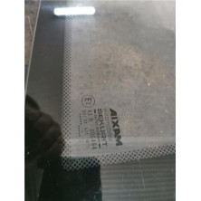 Luna puerta tra. dcha. Aixam 400