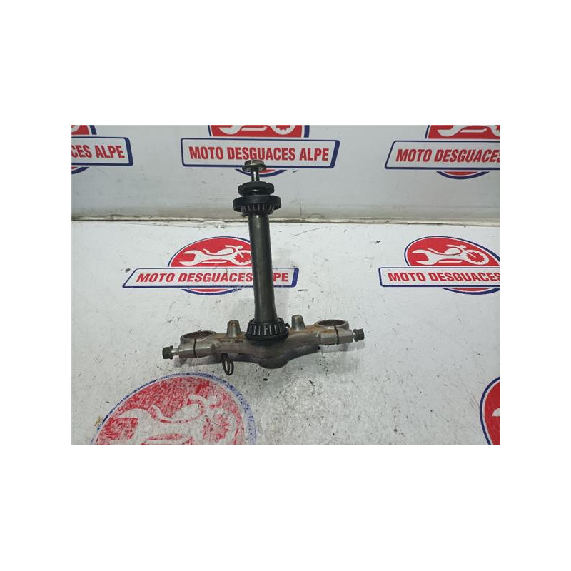 Tija inferior SUZUKI GS500