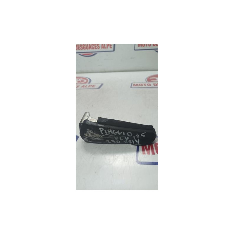 Estribera delantera izquierda PIAGGIO fly125