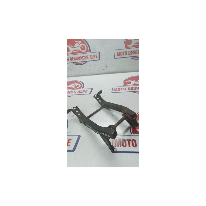 Soporte motor derecho Honda CBF 600S - B9-5-C4