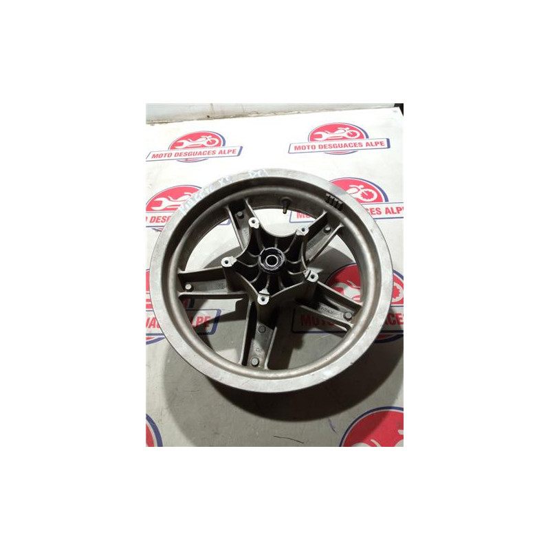 Rueda delantera PIAGGIO x840004