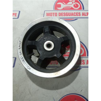 Rueda trasera HYOSUNG rally 50