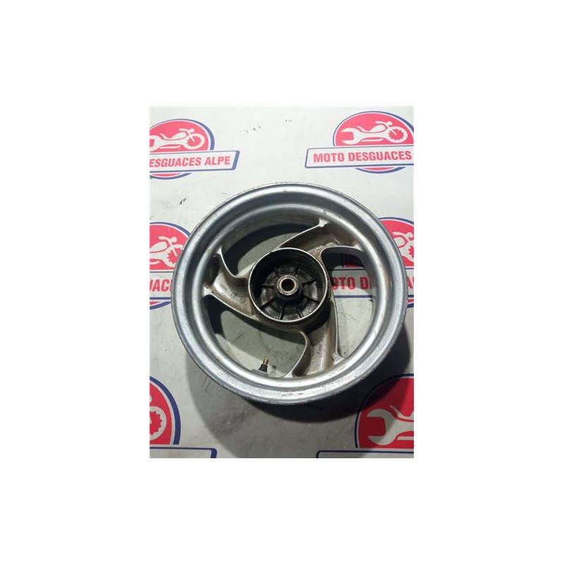 Rueda trasera PEUGEOT elyseo 50