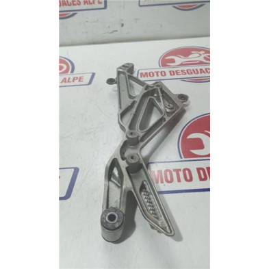 Estribera delantera izquierda HONDA integra 750s año 2015