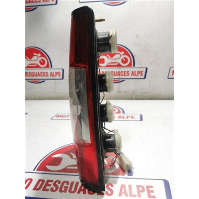 Piloto tra. derecho Aixam 400