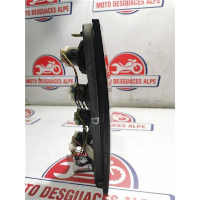 Piloto tra. derecho Aixam 400