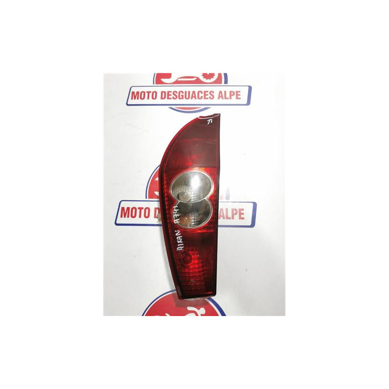 Piloto tra. derecho Aixam A.741